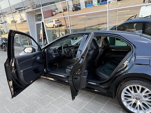 Toyota Camry - Afbeelding 9 van 15