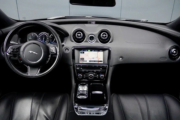 Jaguar XJ - Afbeelding 14 van 30