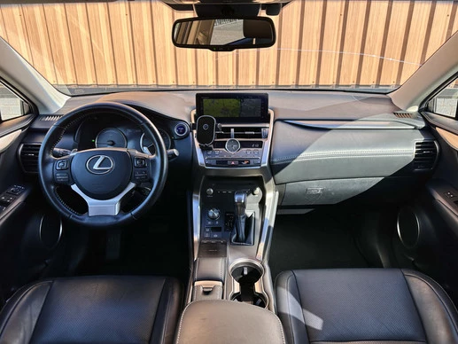 Lexus NX - Afbeelding 11 van 29