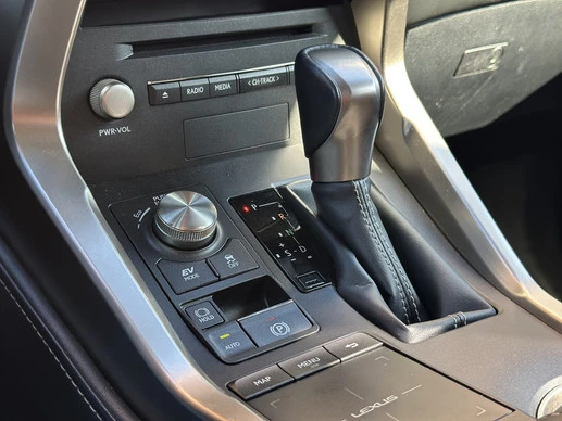 Lexus NX - Afbeelding 24 van 29