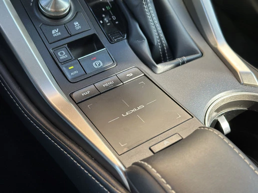 Lexus NX - Afbeelding 25 van 29
