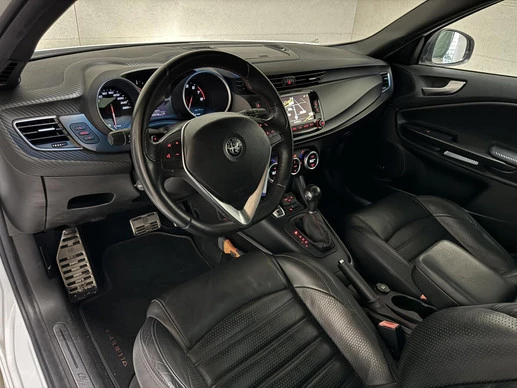 Alfa Romeo Giulietta - Afbeelding 16 van 30