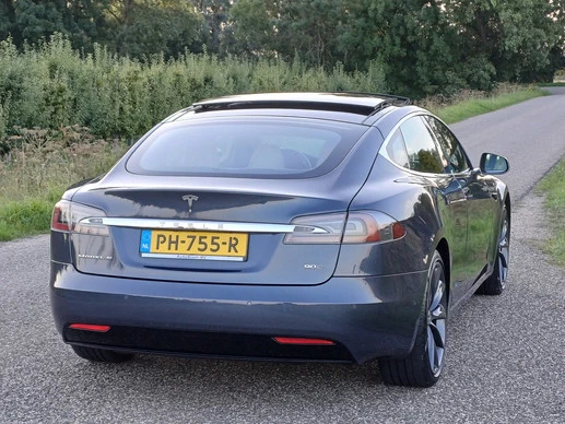 Tesla Model S - Afbeelding 6 van 30