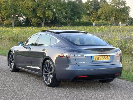 Tesla Model S - Afbeelding 8 van 30