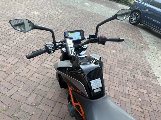 KTM 390 - Afbeelding 22 van 30
