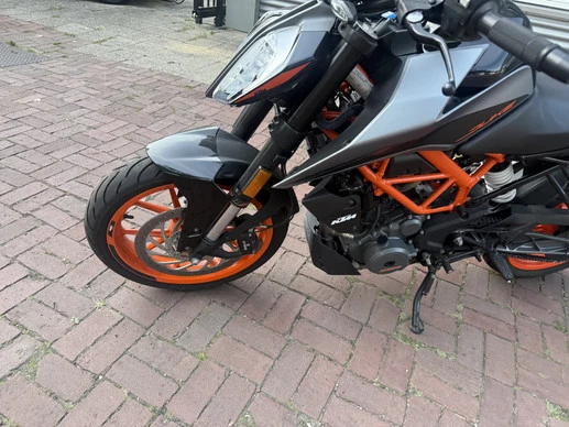 KTM 390 - Afbeelding 26 van 30