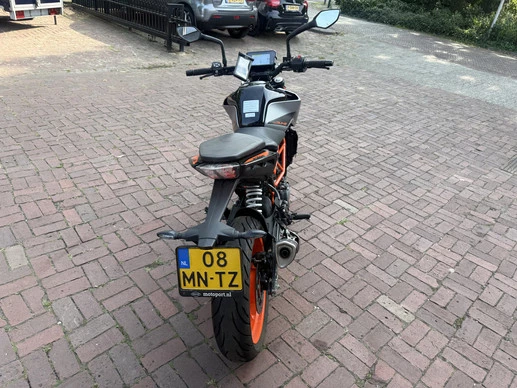 KTM 390 - Afbeelding 8 van 30