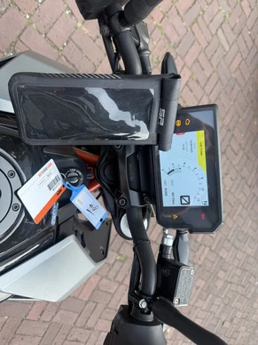KTM 390 - Afbeelding 18 van 30