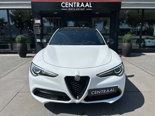 Alfa Romeo Stelvio - Afbeelding 2 van 30