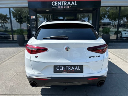 Alfa Romeo Stelvio - Afbeelding 5 van 30