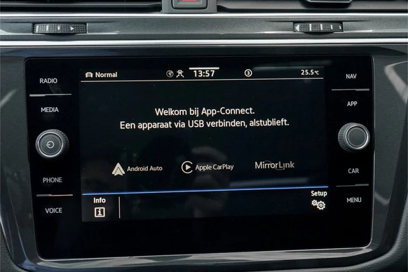 Volkswagen Tiguan - Afbeelding 28 van 30