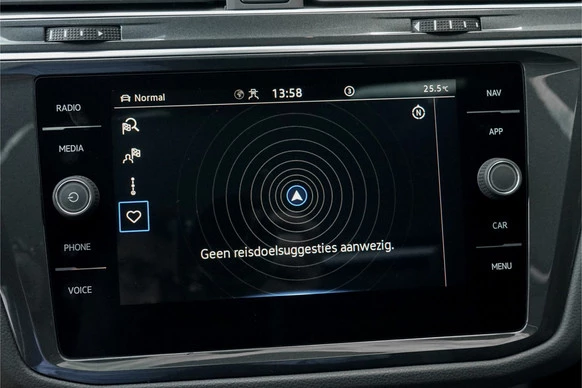 Volkswagen Tiguan - Afbeelding 29 van 30