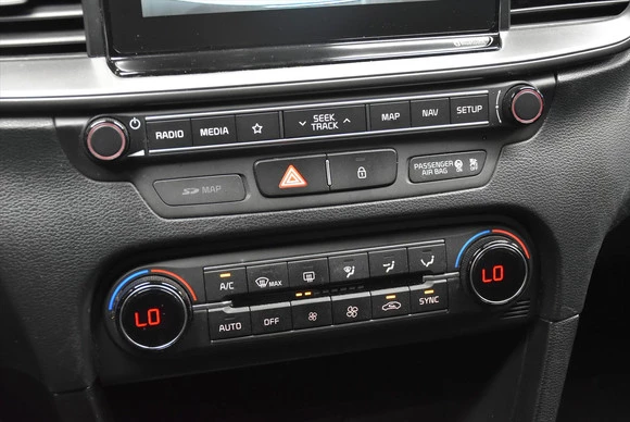 Kia Ceed - Afbeelding 24 van 28