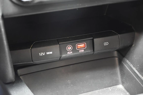 Kia Ceed - Afbeelding 25 van 28