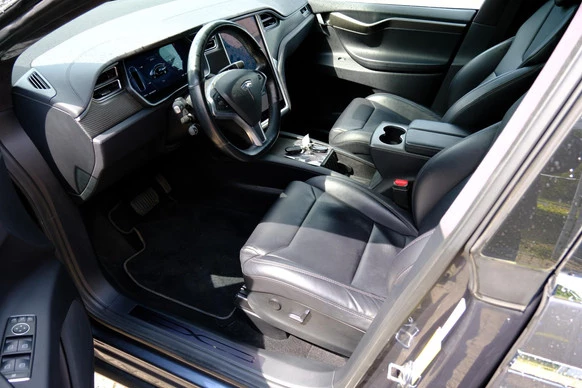 Tesla Model X - Afbeelding 2 van 30