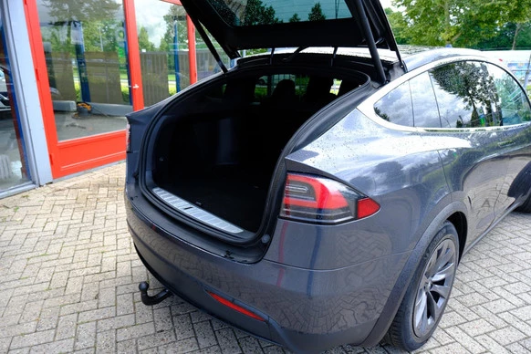 Tesla Model X - Afbeelding 10 van 30