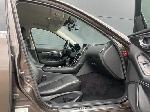 Infiniti Q - Afbeelding 15 van 30