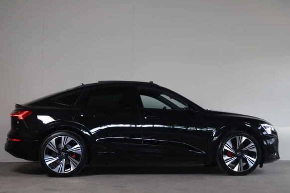 Audi Q8 Sportback e-tron - Afbeelding 19 van 30