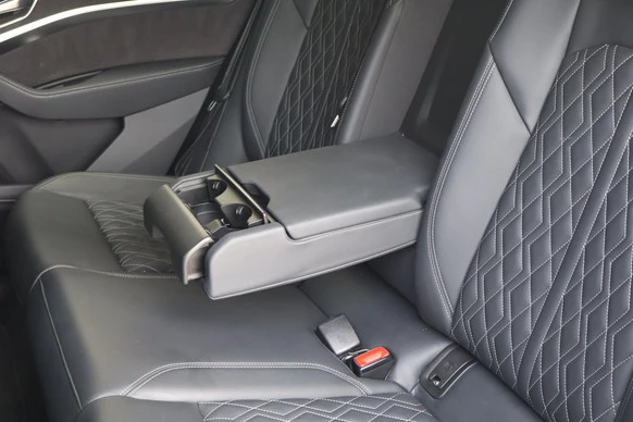 Audi Q8 Sportback e-tron - Afbeelding 30 van 30