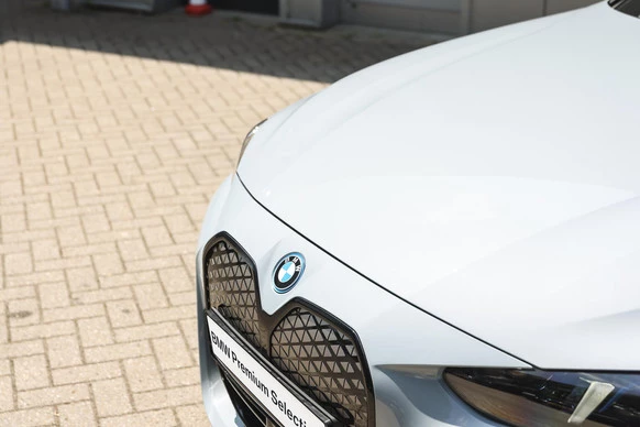 BMW i4 - Afbeelding 25 van 30