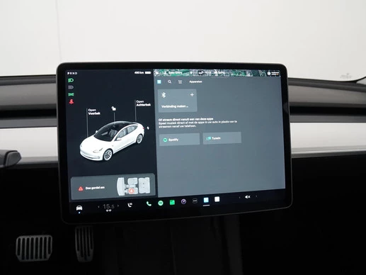 Tesla Model 3 - Afbeelding 17 van 30