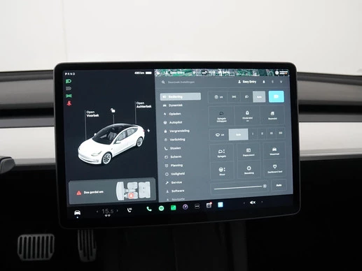 Tesla Model 3 - Afbeelding 18 van 30