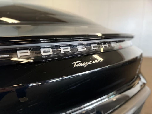 Porsche Taycan - Afbeelding 10 van 30