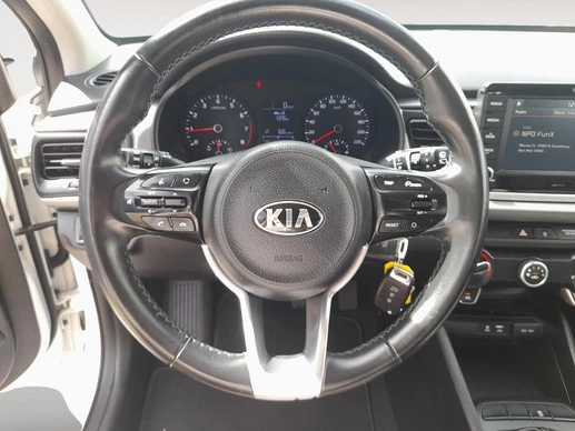 Kia Rio - Afbeelding 11 van 30