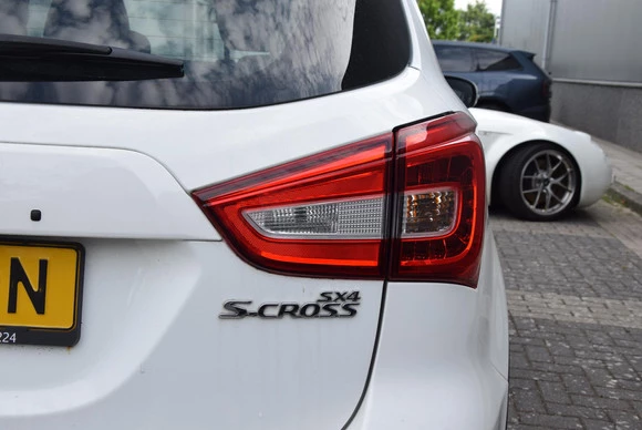 Suzuki S-Cross - Afbeelding 8 van 30