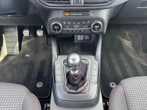 Ford Focus - Afbeelding 28 van 30