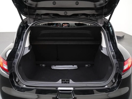 Renault Clio - Afbeelding 22 van 30