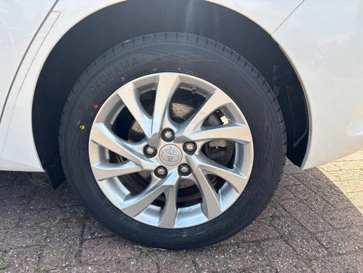 Toyota Auris - Afbeelding 7 van 18