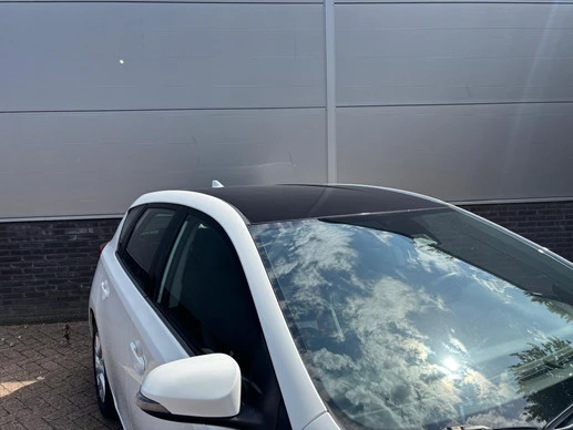 Toyota Auris - Afbeelding 16 van 18