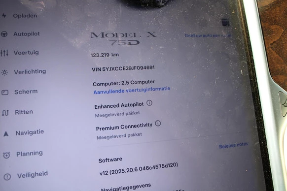 Tesla Model X - Afbeelding 10 van 14