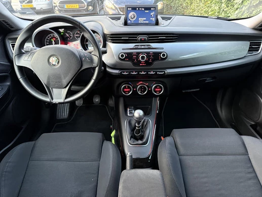 Alfa Romeo Giulietta - Afbeelding 11 van 19