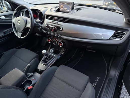 Alfa Romeo Giulietta - Afbeelding 14 van 19