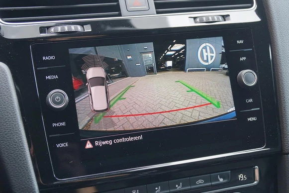 Volkswagen Golf - Afbeelding 15 van 30