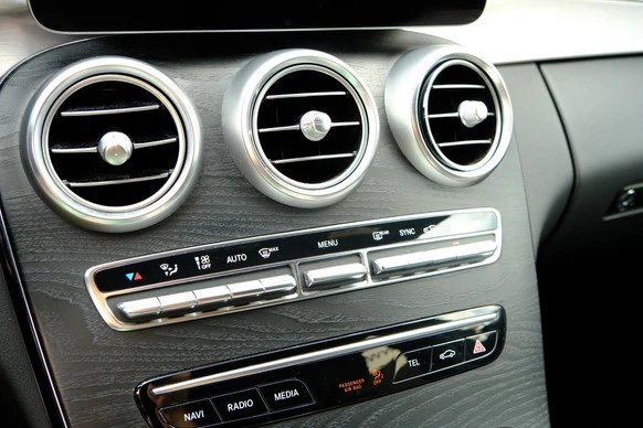 Mercedes-Benz C-Klasse - Afbeelding 14 van 30