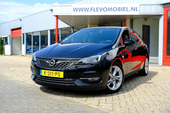 Opel Astra - Afbeelding 1 van 30