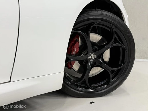 Alfa Romeo Giulia - Afbeelding 6 van 30