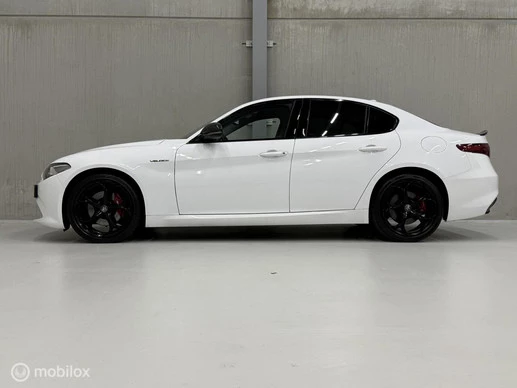 Alfa Romeo Giulia - Afbeelding 11 van 30