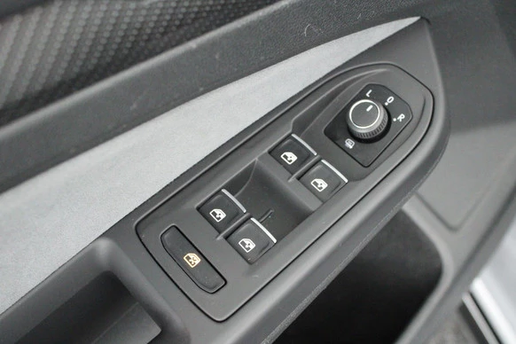 Volkswagen Golf - Afbeelding 11 van 30