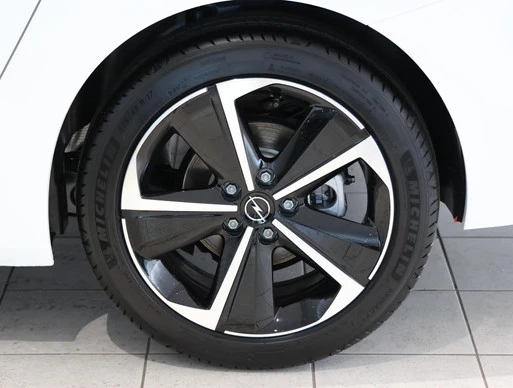 Opel Astra - Afbeelding 20 van 30