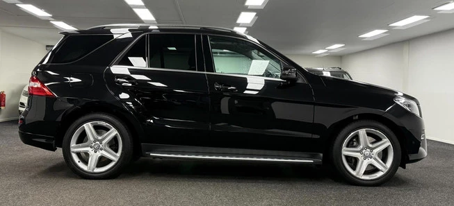 Mercedes-Benz M-Klasse - Afbeelding 14 van 26