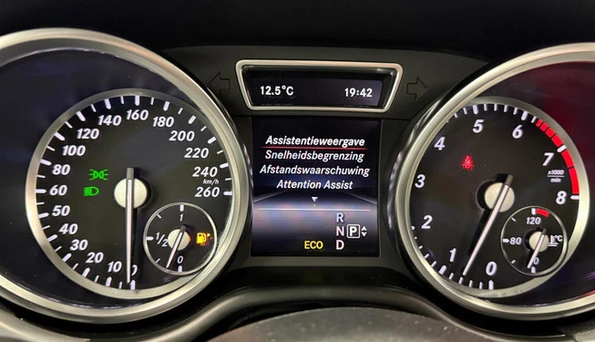 Mercedes-Benz M-Klasse - Afbeelding 21 van 26