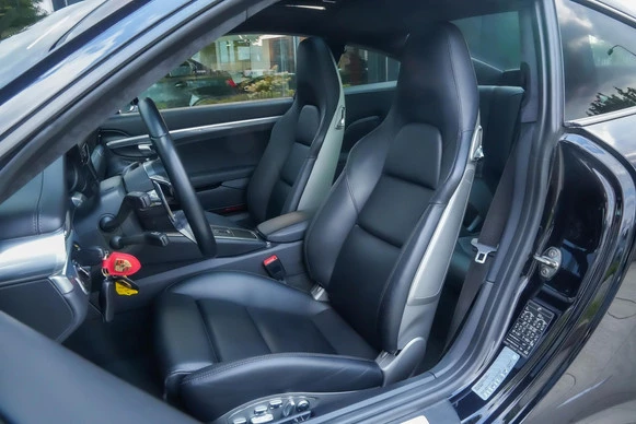 Porsche 911 - Afbeelding 21 van 30