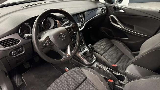 Opel Astra - Afbeelding 17 van 30