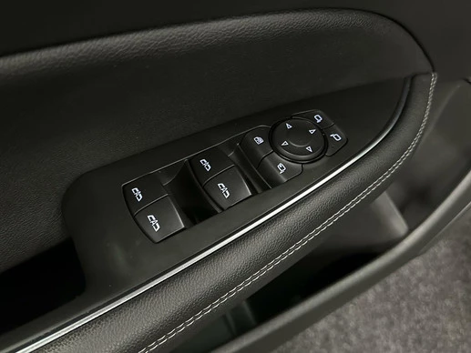 Opel Insignia - Afbeelding 18 van 30