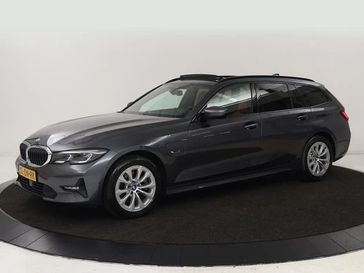 BMW 3 Serie - Afbeelding 1 van 30
