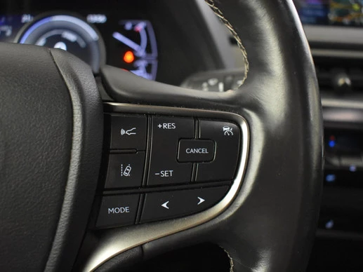 Lexus UX - Afbeelding 21 van 30
